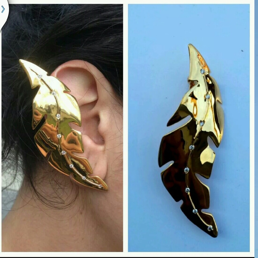 Monika Chiang Gold Leaf Ear Cuff